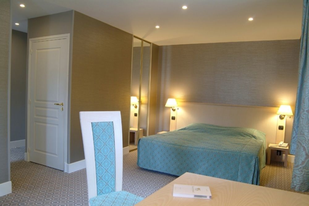 Hotel Logis La Marjolaine Moulay Zewnętrze zdjęcie